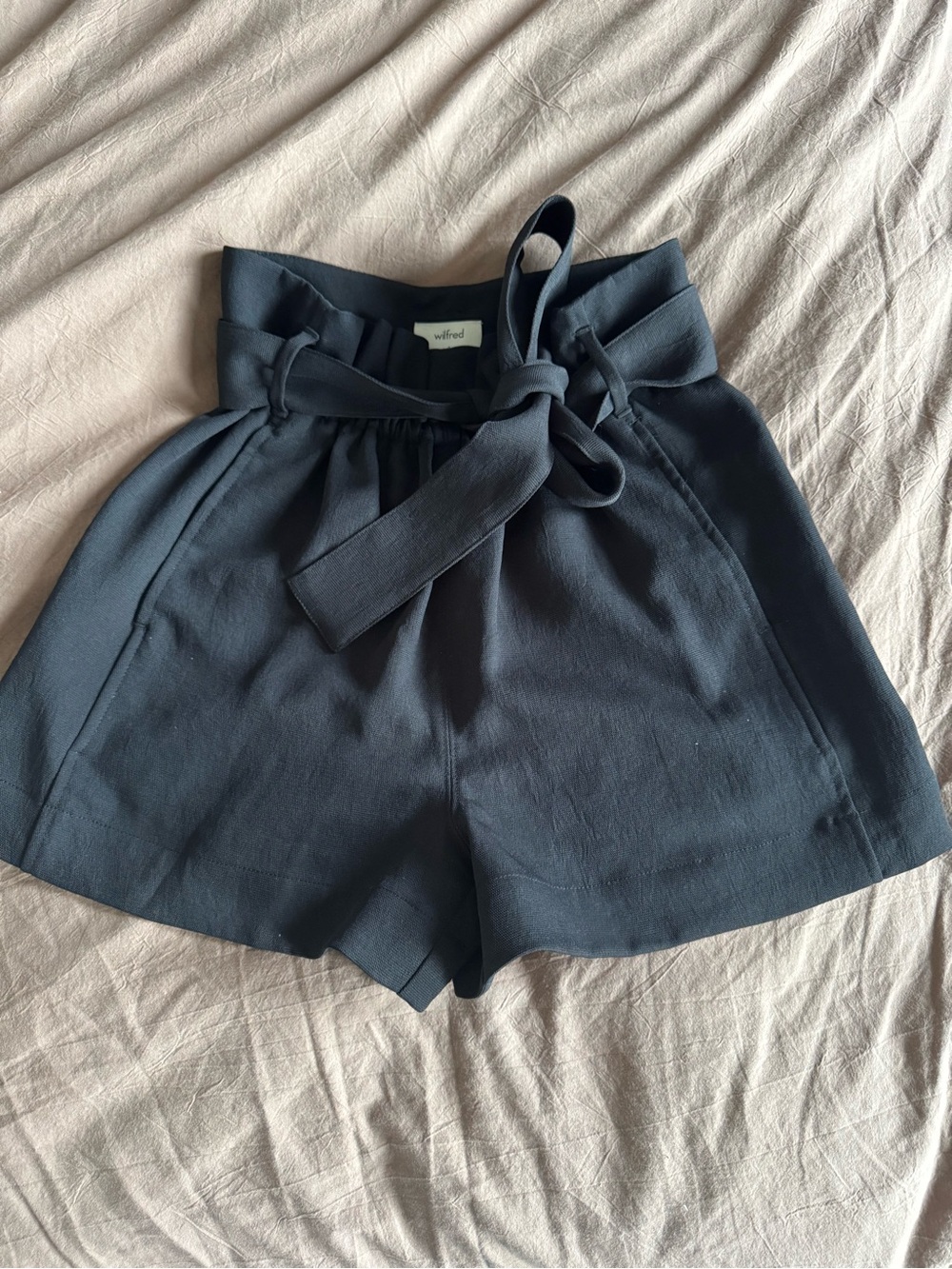 Wilfred Navy High-Waist Paperbag Tie Shorts